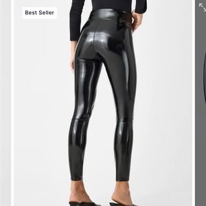 Shiny slick black leggings